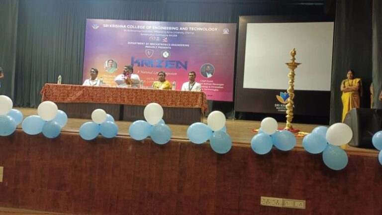 Sabari Nathan delivered session to the students at SKCET